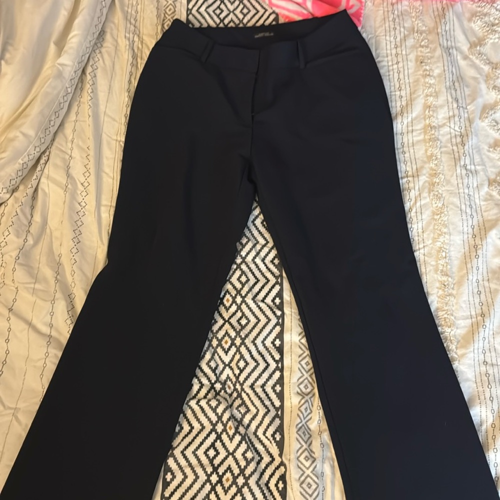Navy Worthington Size 6